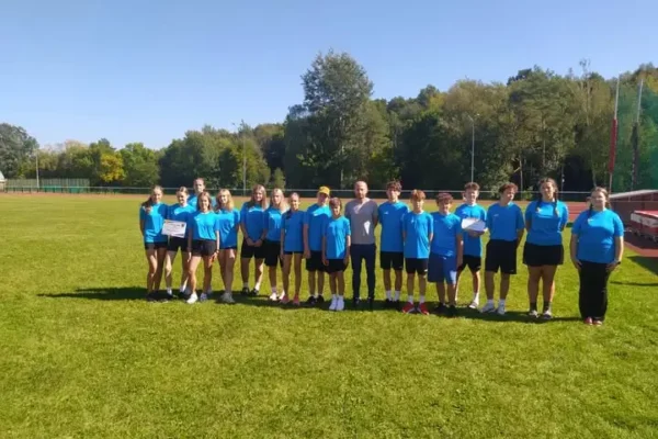 Uczniowie z Pysznicy zdominowali powiatowe zawody lekkoatletyczne