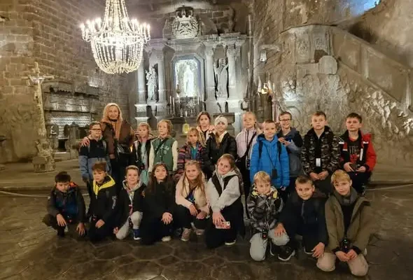 Trzecioklasiści z Pysznicy odkrywali podziemia Kopalni Soli w Wieliczce